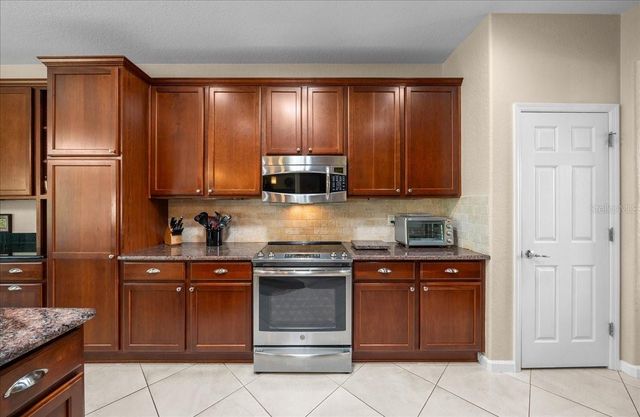7338 SW 94TH COURT, Ocala, FL 34481