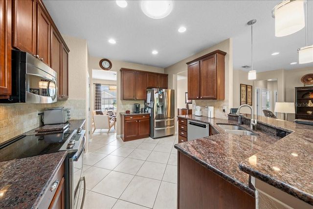 7338 SW 94TH COURT, Ocala, FL 34481