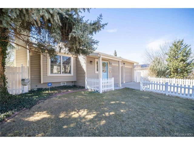 7443 Benton St, Arvada, CO 80003