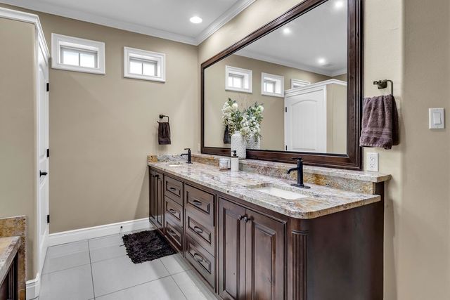 5498 Lonesome Dove, Robstown, TX 78380