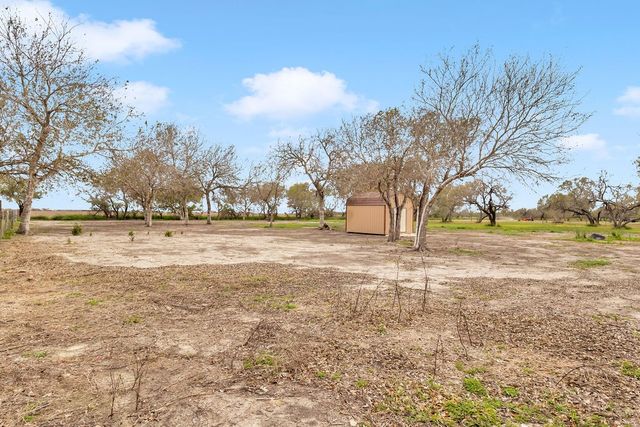 5498 Lonesome Dove, Robstown, TX 78380