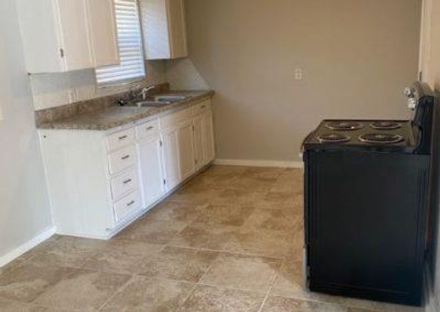 1013 Bell Drive, Midwest City, OK 73110