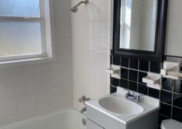 1013 Bell Drive, Midwest City, OK 73110