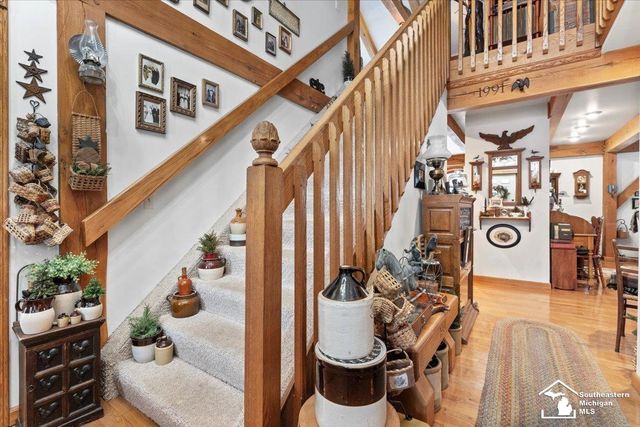 7577 S Huron River Drive, South Rockwood, MI 48179