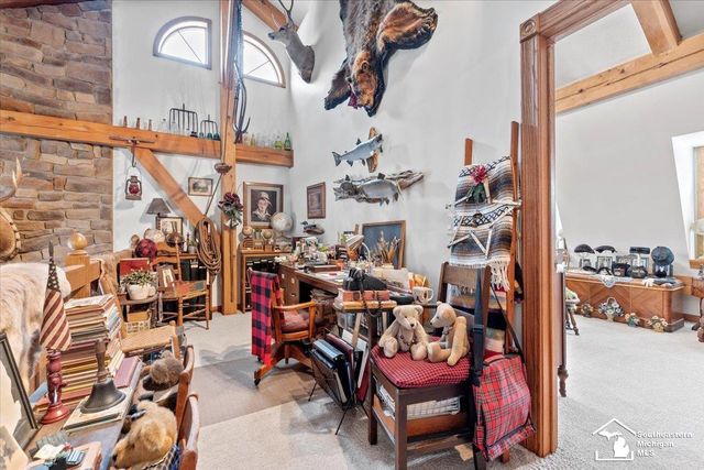 7577 S Huron River Drive, South Rockwood, MI 48179