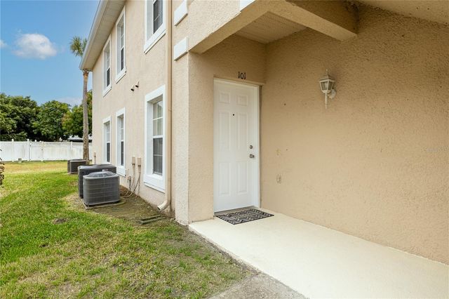 13415 FAIRWAY GLEN DRIVE 101, Orlando, FL 32824