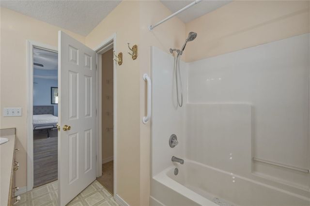 2724 N Missouri Avenue, Joplin, MO 64801