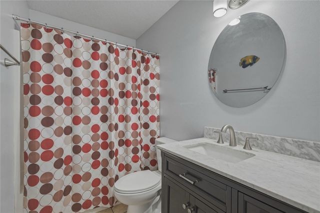 2724 N Missouri Avenue, Joplin, MO 64801