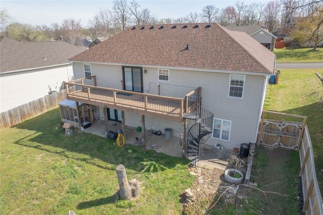 2724 N Missouri Avenue, Joplin, MO 64801