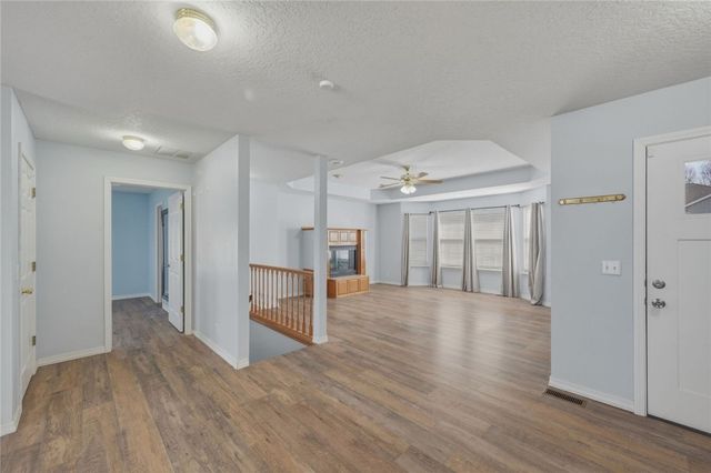 2724 N Missouri Avenue, Joplin, MO 64801