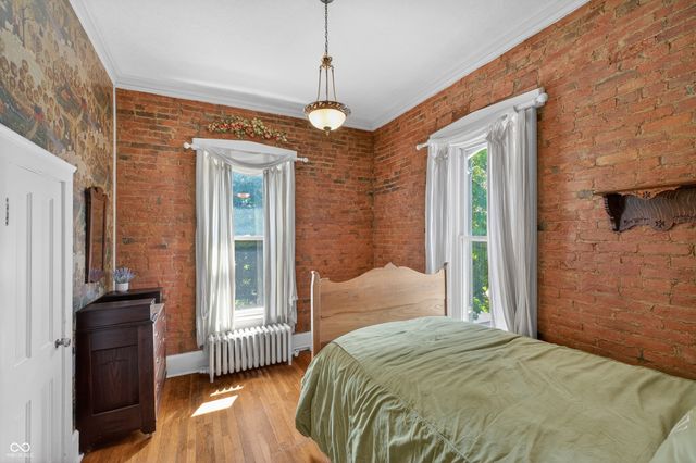 515 Main Street, Elwood, IN 46036