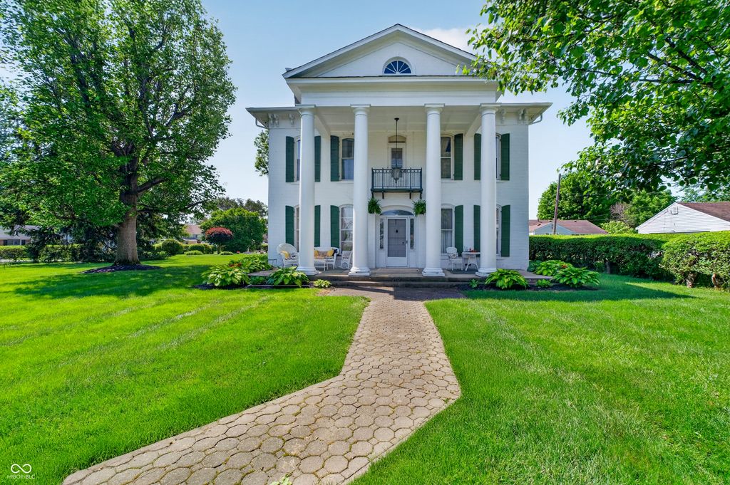 515 Main Street, Elwood, IN 46036