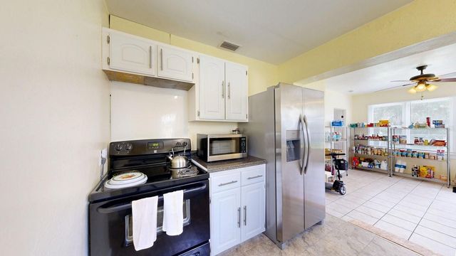 125 N CAROLINE STREET, Daytona Beach, FL 32114