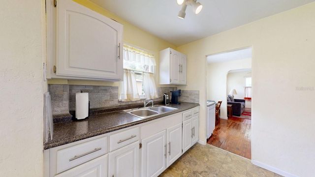 125 N CAROLINE STREET, Daytona Beach, FL 32114