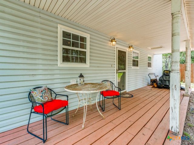 6300 Hickory Forrest Drive, Seguin, TX 78155