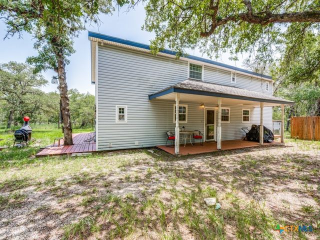 6300 Hickory Forrest Drive, Seguin, TX 78155