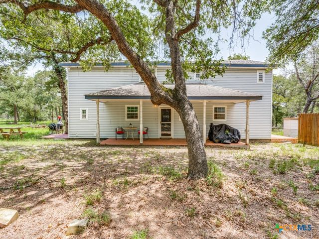 6300 Hickory Forrest Drive, Seguin, TX 78155