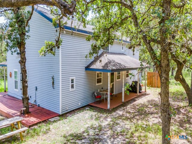 6300 Hickory Forrest Drive, Seguin, TX 78155