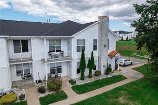 219 Adams Pointe Blvd 9, Adams Twp, PA 16046