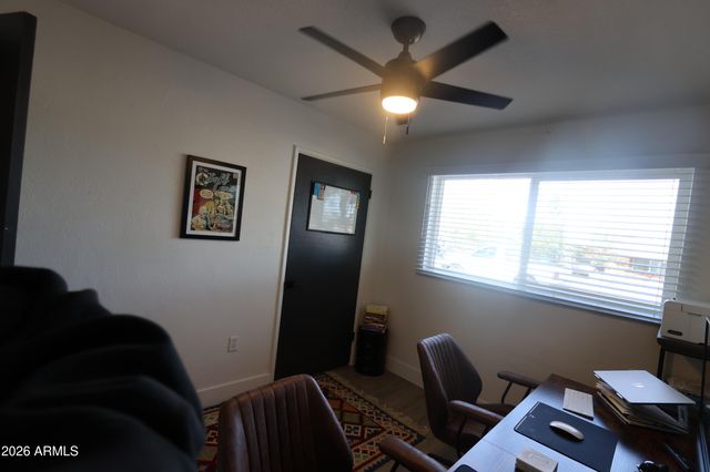 1011 W Elna Rae Street, Tempe, AZ 85281