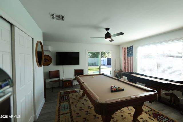 1011 W Elna Rae Street, Tempe, AZ 85281