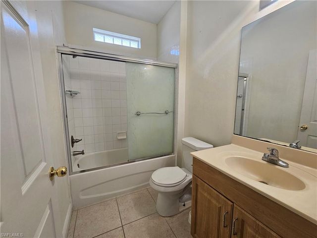 809 Lincoln AVE, Lehigh Acres, FL 33972