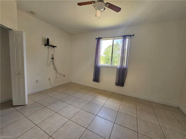 809 Lincoln AVE, Lehigh Acres, FL 33972