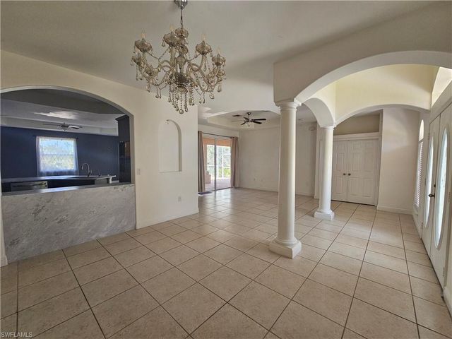 809 Lincoln AVE, Lehigh Acres, FL 33972