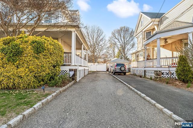 208 Mortimer Avenue, Rutherford, NJ 07070