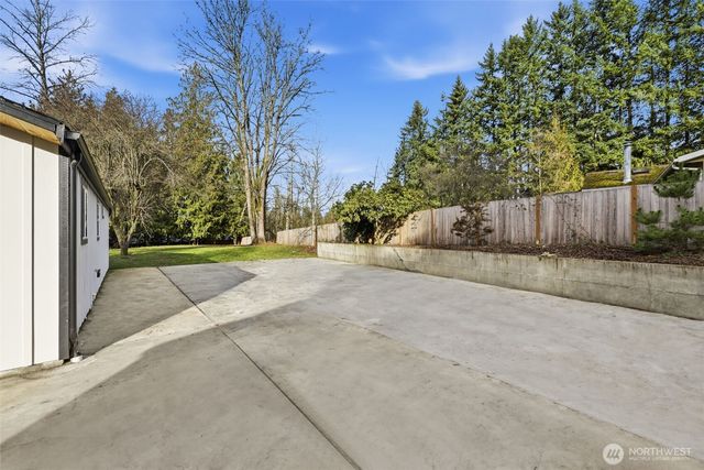 24212 SE 223rd Street, Maple Valley, WA 98038