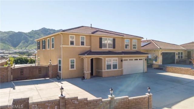 21047 Iron Rail, Riverside, CA 92507