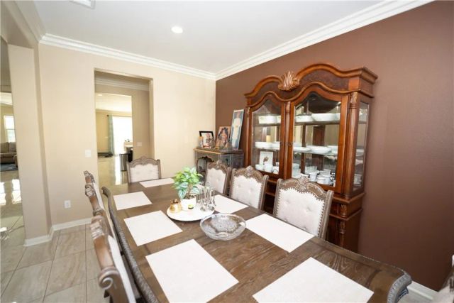 21047 Iron Rail, Riverside, CA 92507