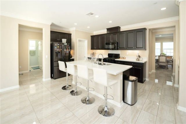 21047 Iron Rail, Riverside, CA 92507