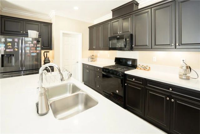 21047 Iron Rail, Riverside, CA 92507