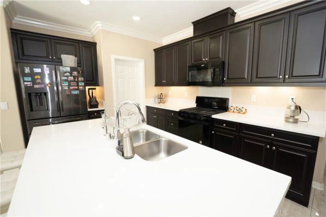 21047 Iron Rail, Riverside, CA 92507