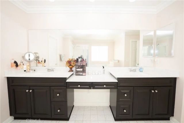 21047 Iron Rail, Riverside, CA 92507