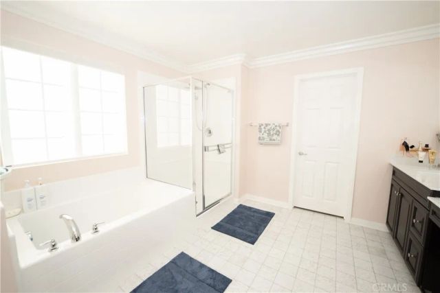 21047 Iron Rail, Riverside, CA 92507