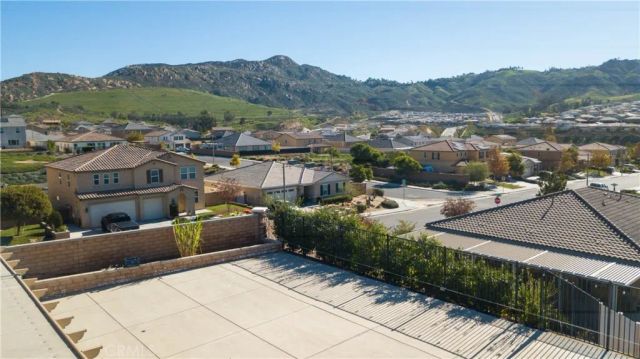 21047 Iron Rail, Riverside, CA 92507