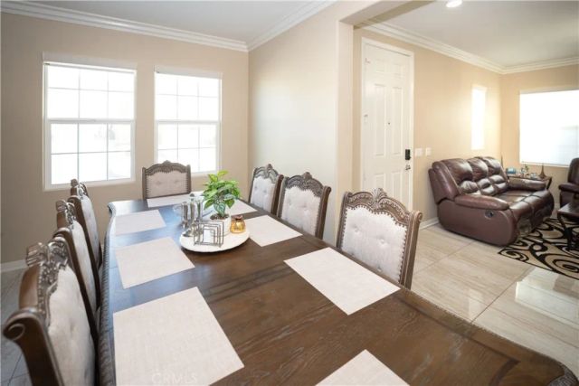 21047 Iron Rail, Riverside, CA 92507