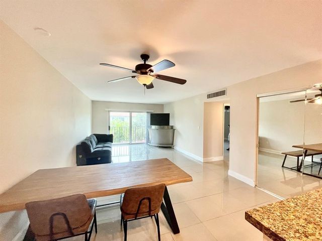 809 W Oakland Park Blvd J12, Oakland Park, FL 33311