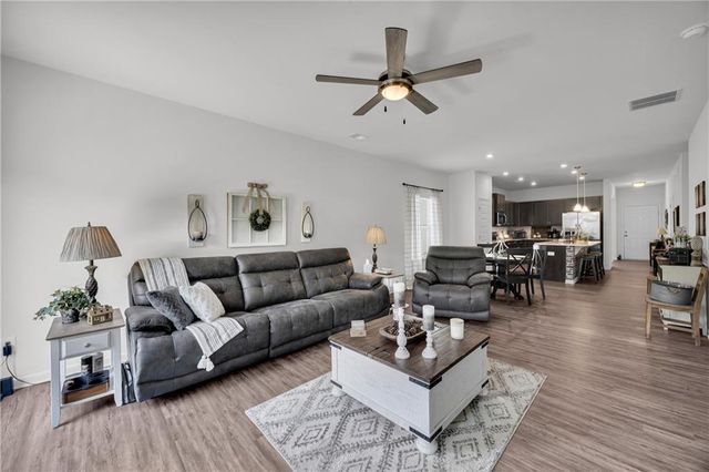 67 Crossroad Circle, Jasper, GA 30143