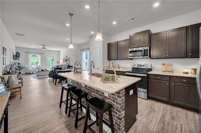67 Crossroad Circle, Jasper, GA 30143