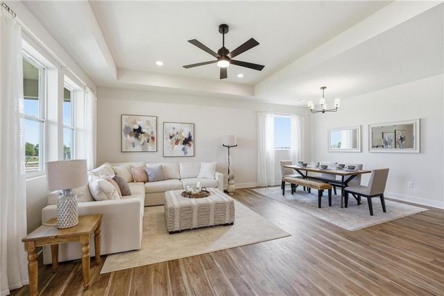 17618 Muncie Street, Gardner, KS 66030