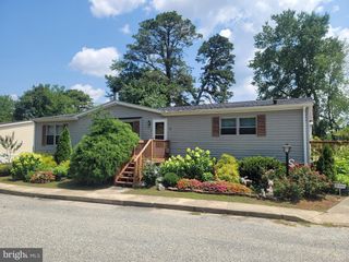 2 EISENHOWER BLVD, Millville, NJ 08332
