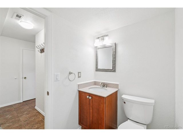 7008 S Dudley St, Littleton, CO 80128