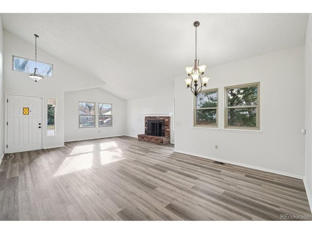 7008 S Dudley St, Littleton, CO 80128