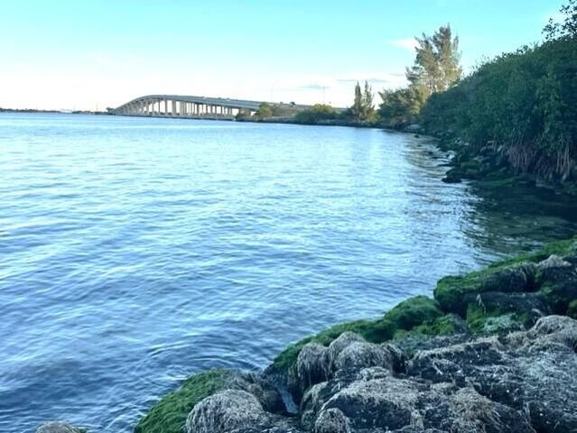 2127 Smathers Circle N B, Melbourne, FL 32935