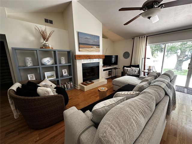 12595 SE SUNSET HARBOR ROAD, Weirsdale, FL 32195