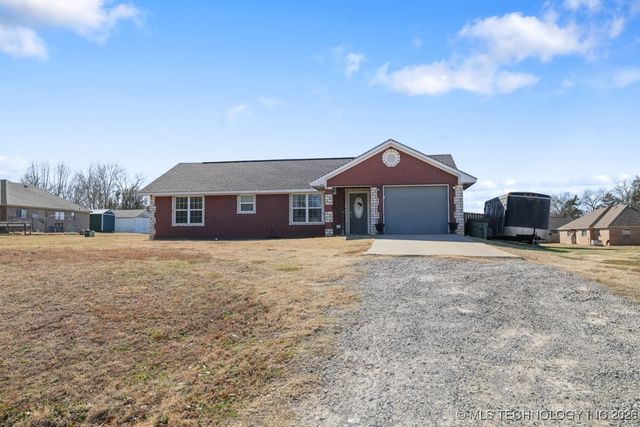 609 W Smiser Road, Calera, OK 74730