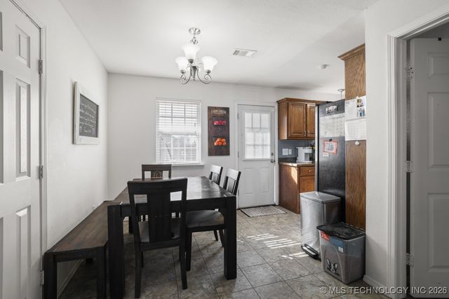 609 W Smiser Road, Calera, OK 74730